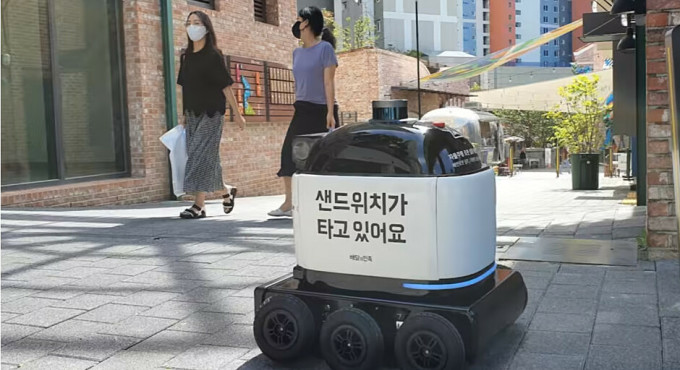 Logistics Hàn Quốc sử dụng robot khi khan hiếm lao động